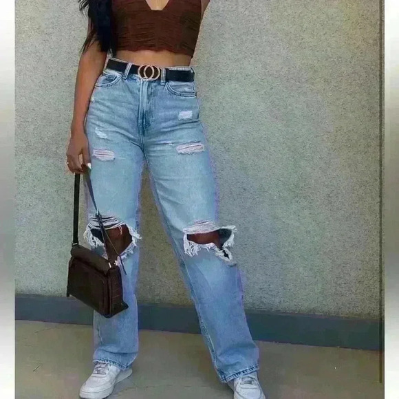 Women's Soft Black Faux Leather Gold Buckle Belt size Large - Picture 3 of 8